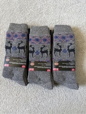 🔥🆕🔥 Dickies Women’s All Season Crew Socks - 3 Packs (6 Pairs Total)